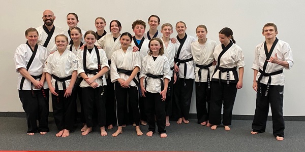 BlackBeltGroupFeb2025All2